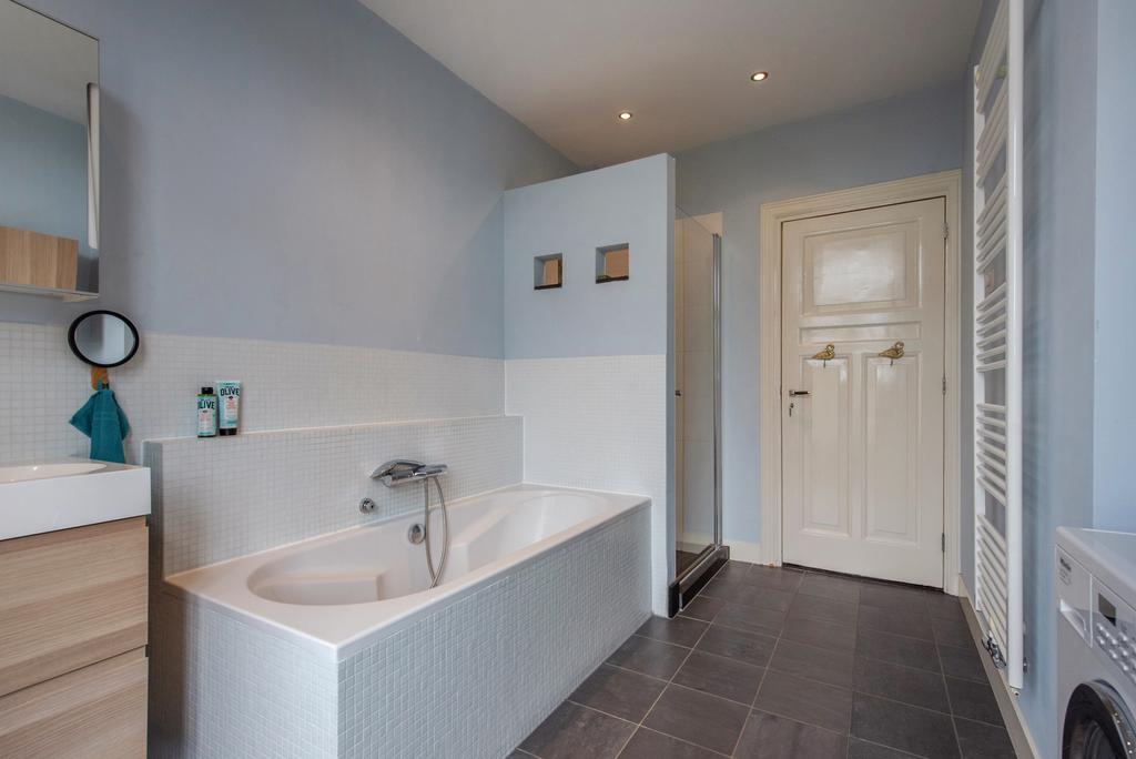 Foto 30 van Ten Hovestraat 101