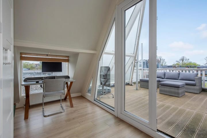 Photo 46 of Ten Hovestraat 101