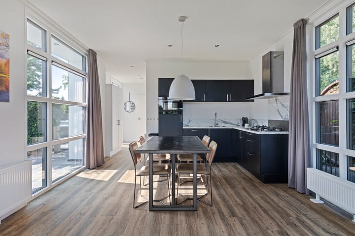 Photo 11 of Loverensestraat 11-RD27