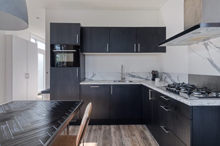 Photo 12 of Loverensestraat 11-RD27