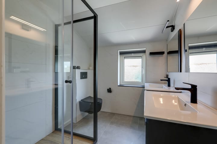 Foto 4 van Van Nispenstraat 36