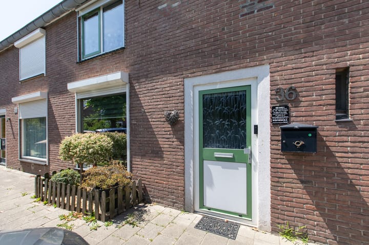 Photo 7 of Van Nispenstraat 36