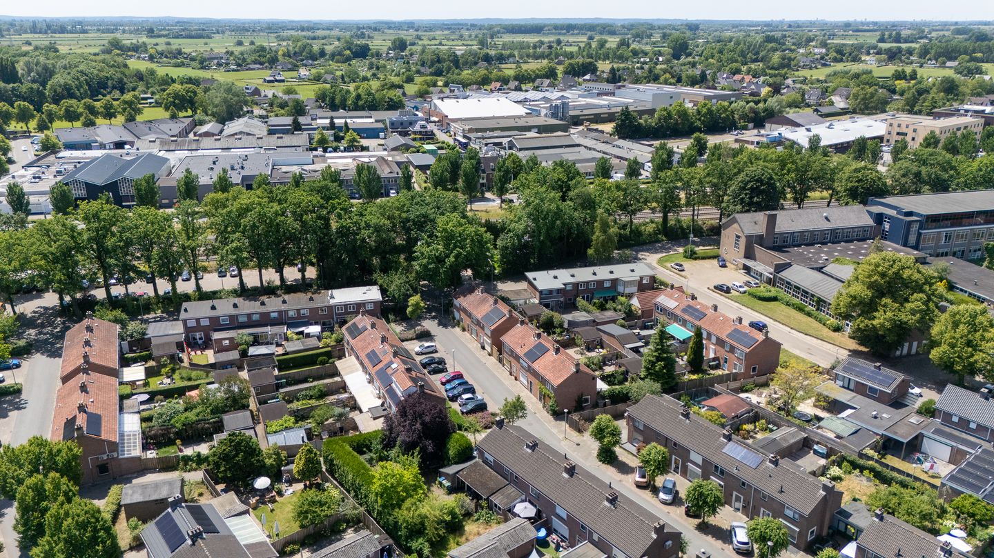 Foto 49 van Van Nispenstraat 36