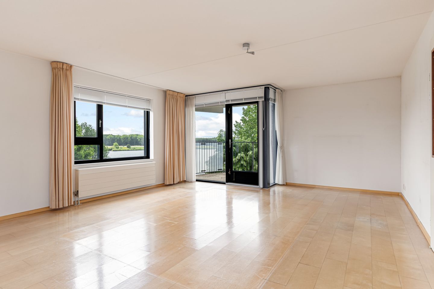 Foto 19 van Fellinilaan 368