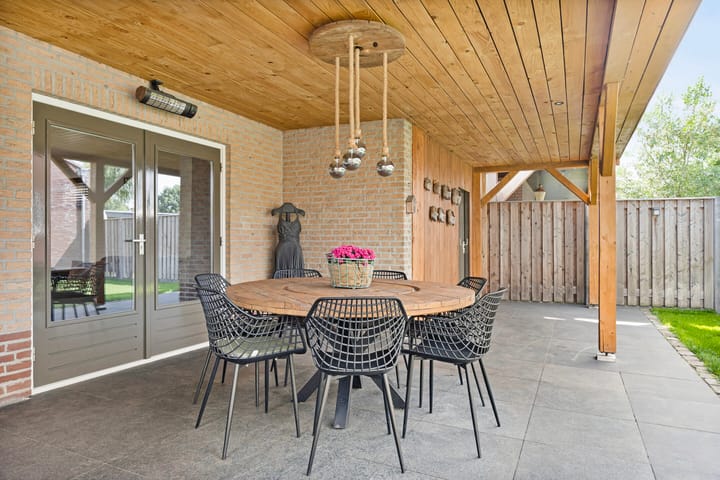 Photo 34 of Harrie van de Venstraat 17