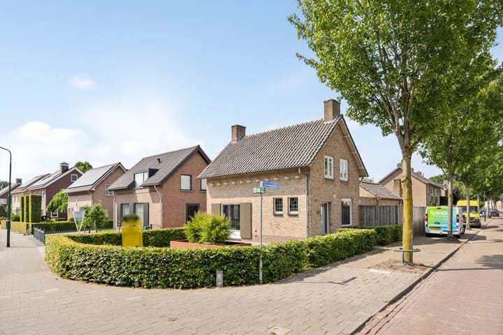 Photo 37 of Harrie van de Venstraat 17