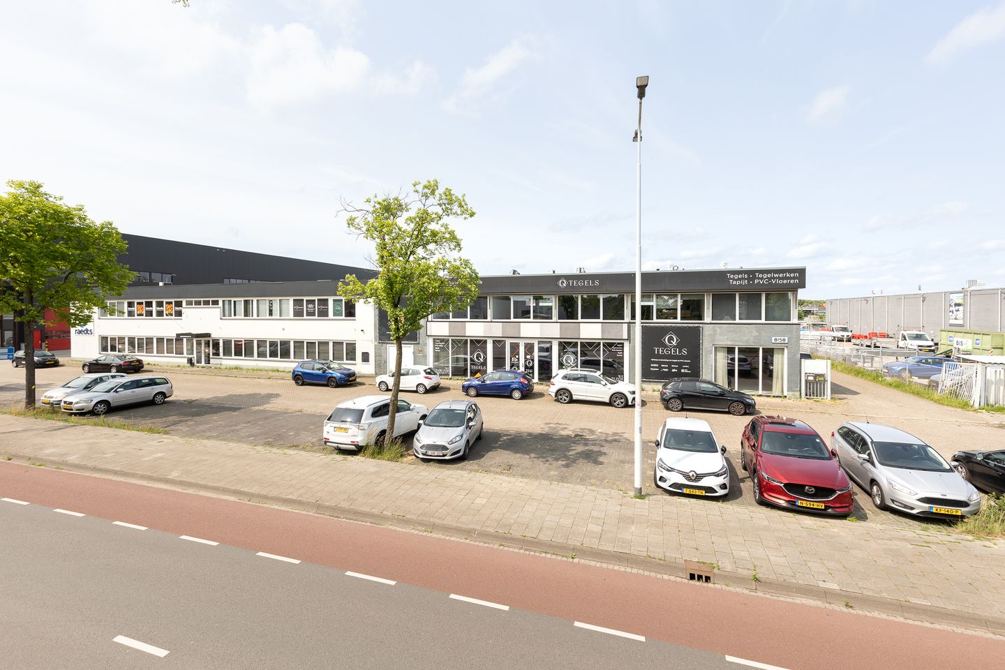 View photo 1 of Hurksestraat 24