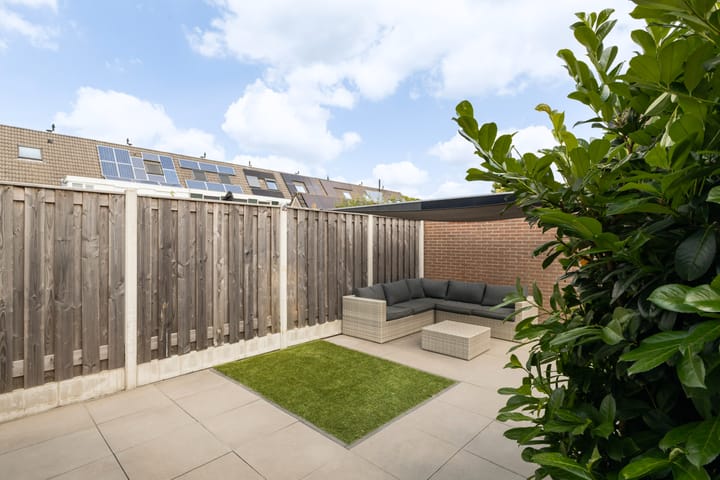 Foto 27 van Teenschillerlaan 4