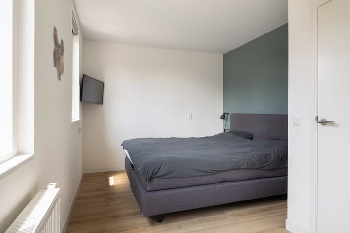 Foto 36 van Teenschillerlaan 4