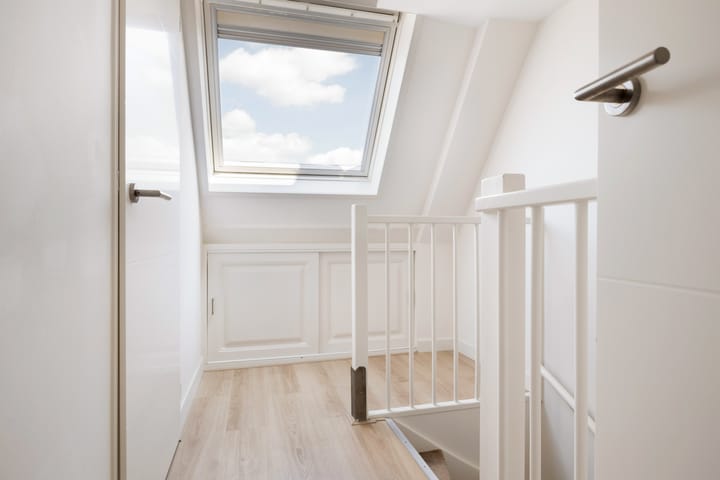 Foto 40 van Teenschillerlaan 4