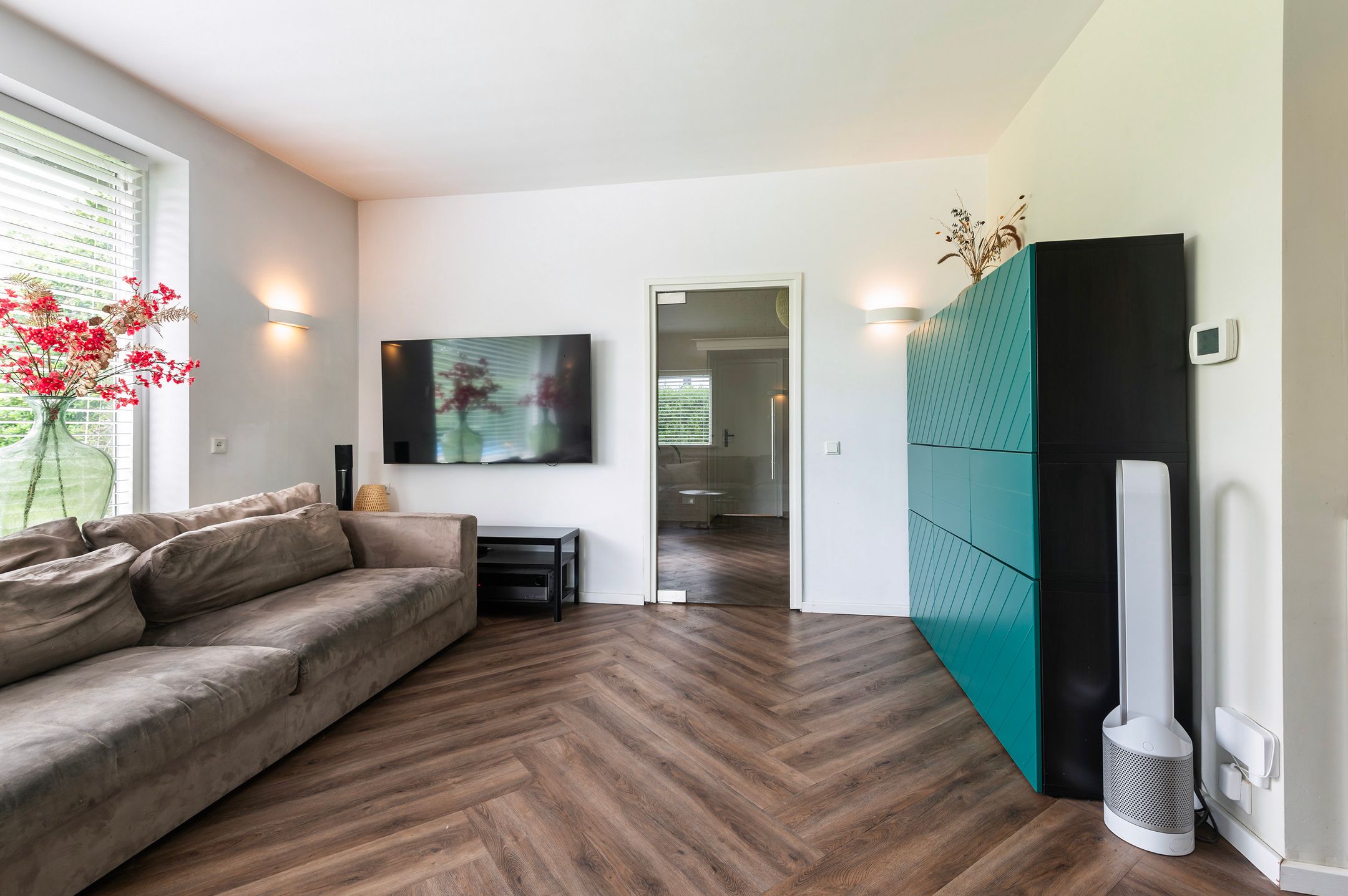 Photo 18 of Burgemeester Wilhelmweg 9