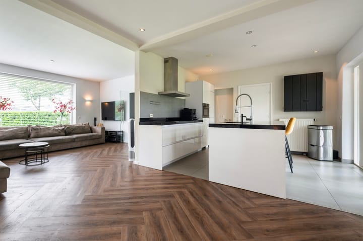 Foto 20 van Burgemeester Wilhelmweg 9