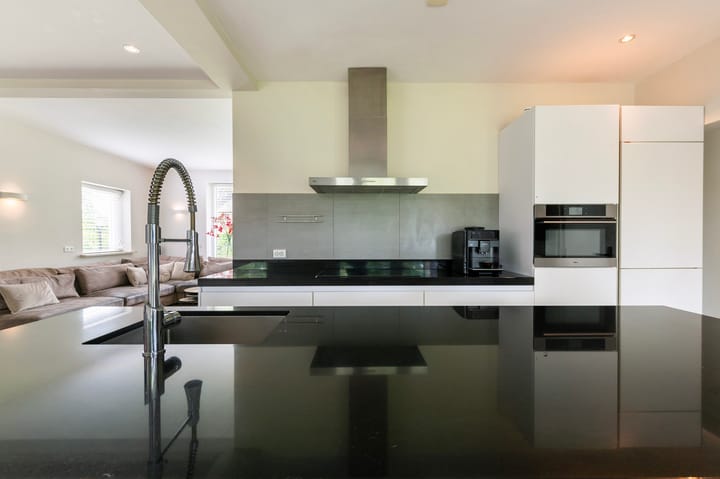 Foto 24 van Burgemeester Wilhelmweg 9