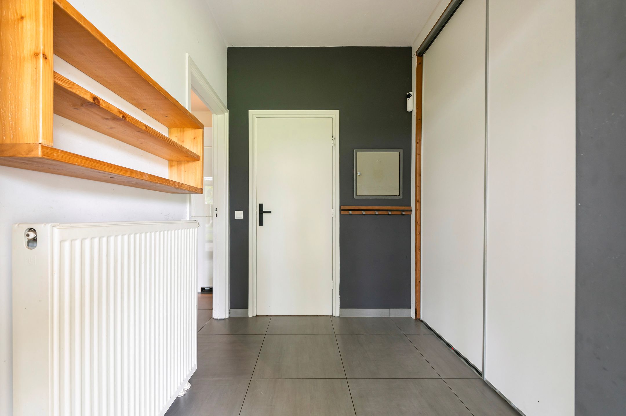 Photo 33 of Burgemeester Wilhelmweg 9