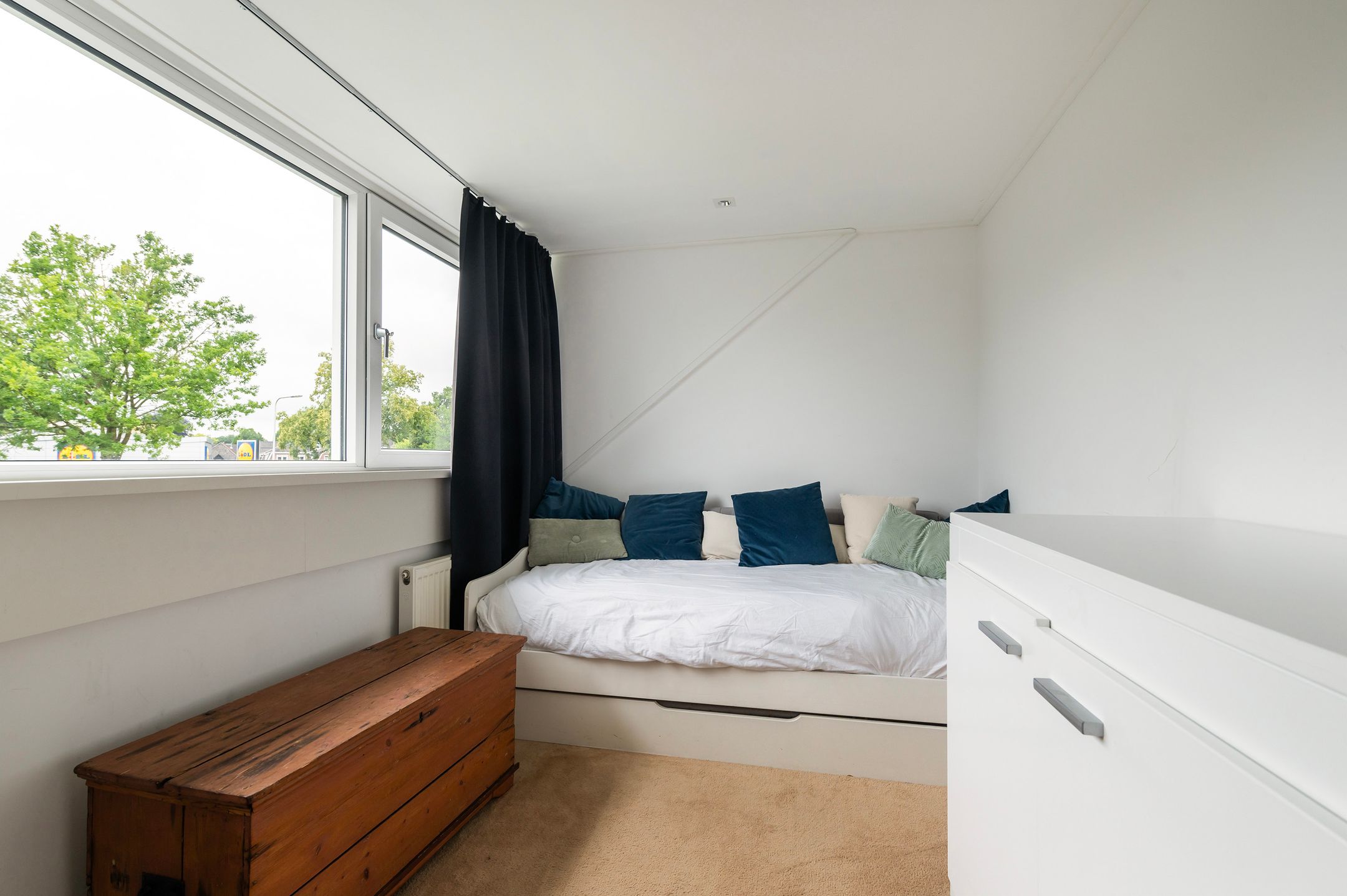 Photo 39 of Burgemeester Wilhelmweg 9