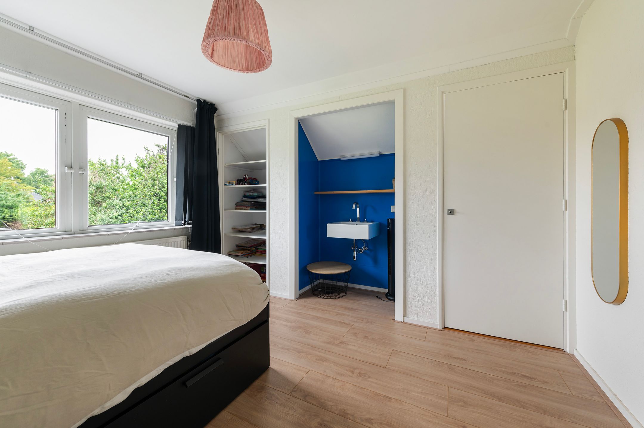 Photo 42 of Burgemeester Wilhelmweg 9