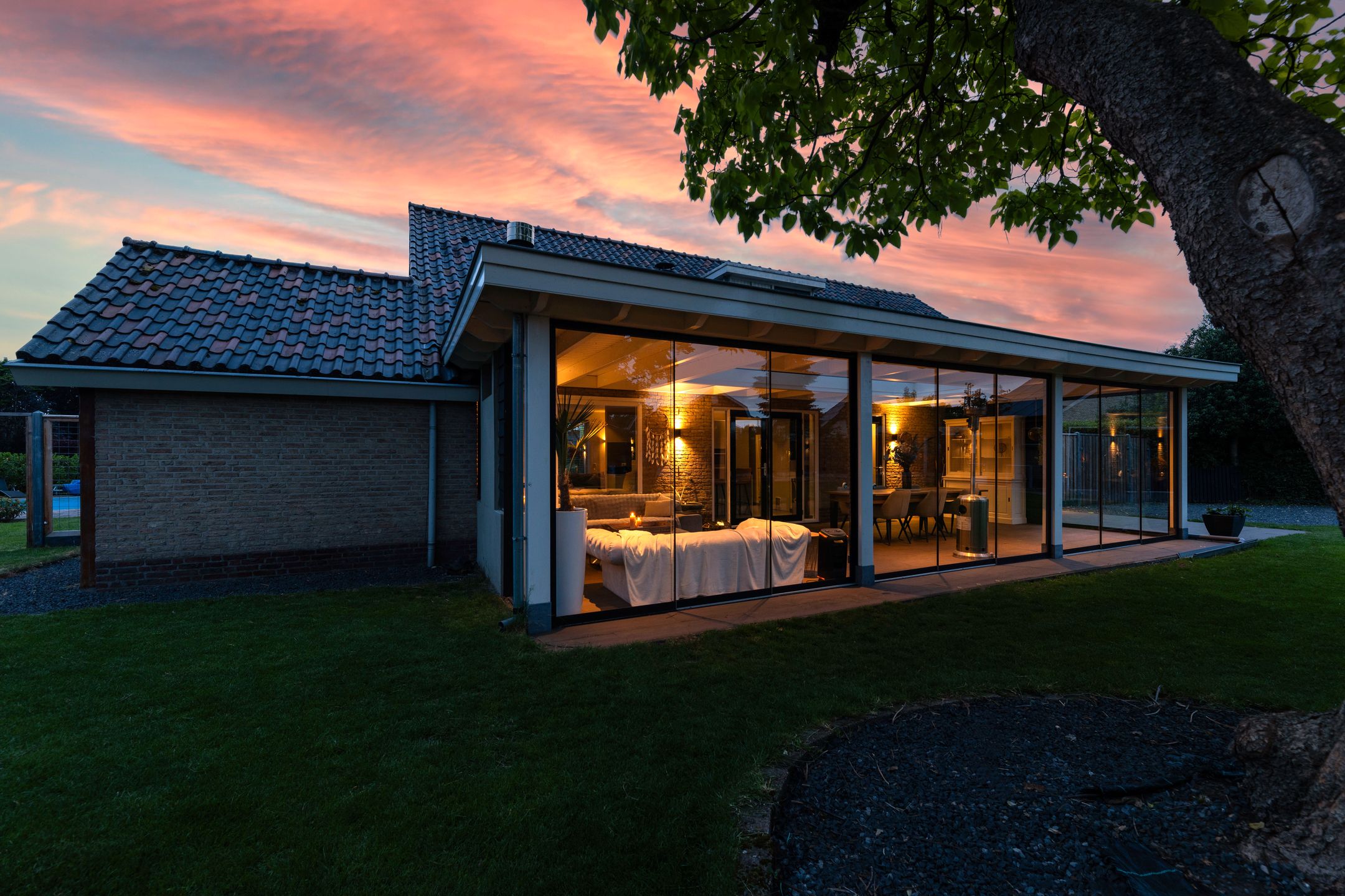 Photo 57 of Burgemeester Wilhelmweg 9