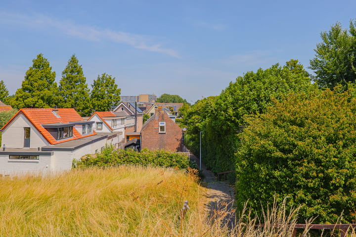 Foto 6 van Rivierdijk 303