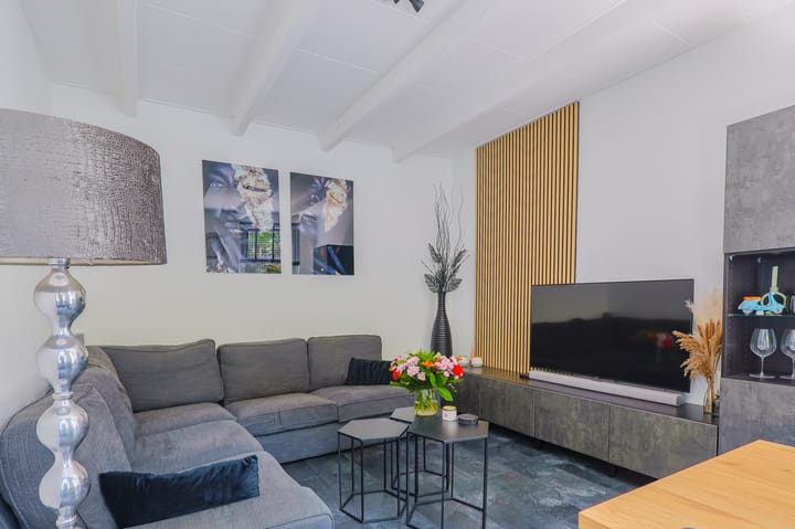 Foto 15 van Rivierdijk 303