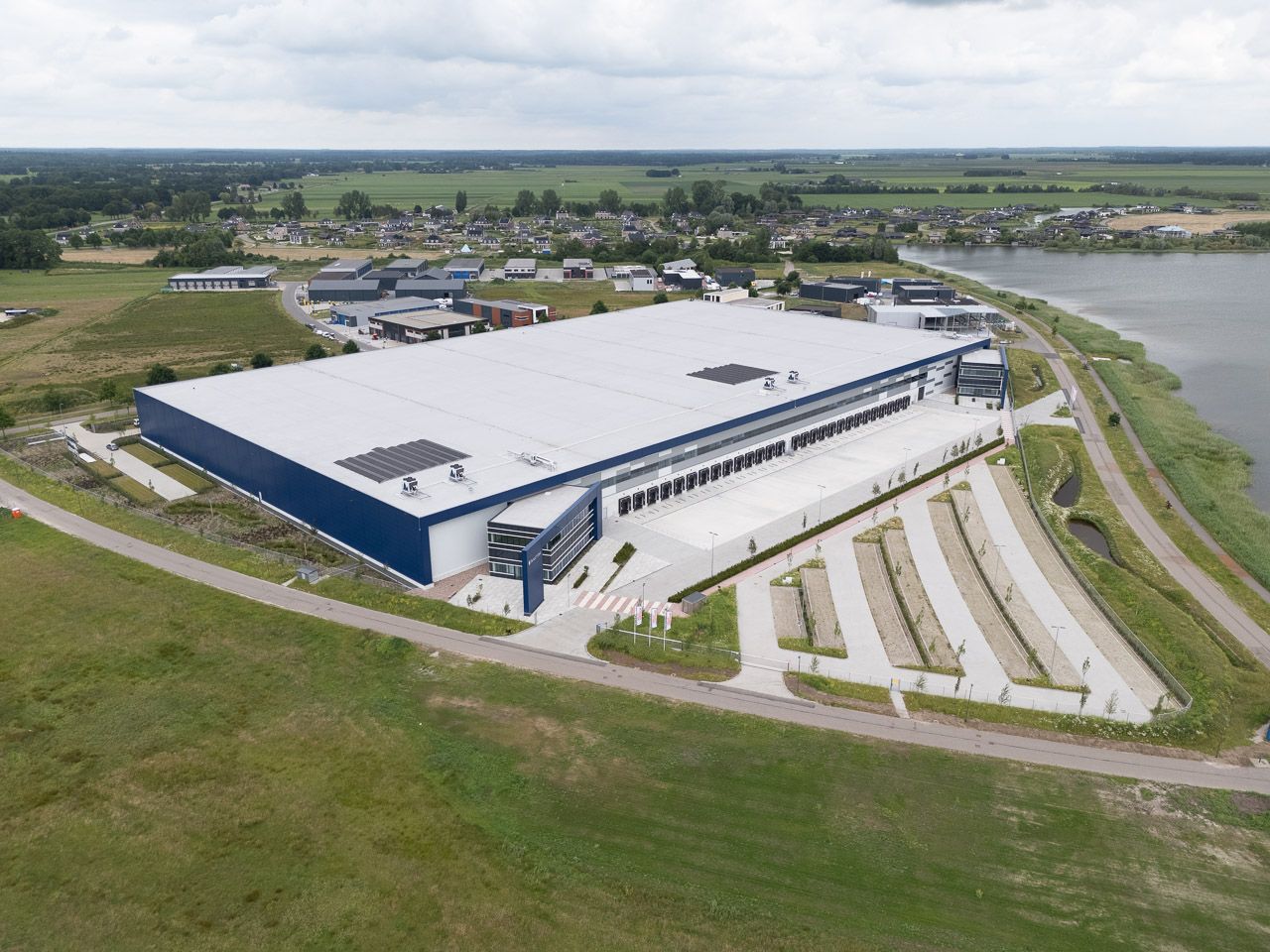 Bekijk foto 1 van Eeser Gaard 9