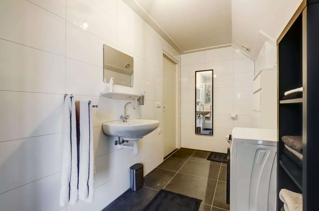 Foto 11 van Veerstal 24-A