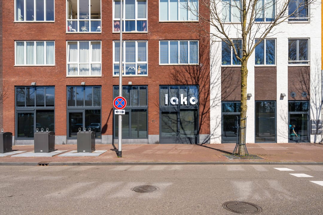 Foto 1 van Stationsplein 17-B