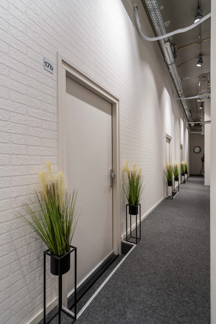 Foto 7 van Stationsplein 17-B