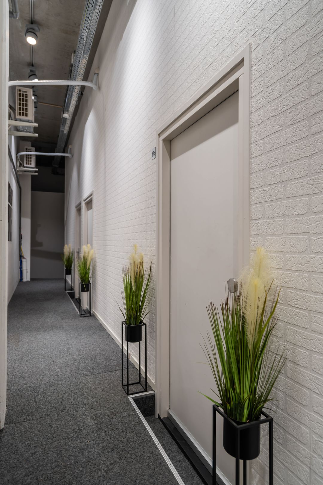 Foto 8 van Stationsplein 17-B