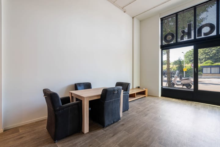 Foto 10 van Stationsplein 17-B