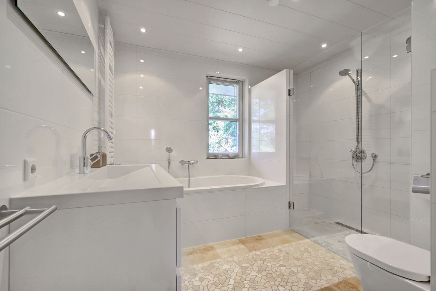 Foto 4 van Reggestraat 3