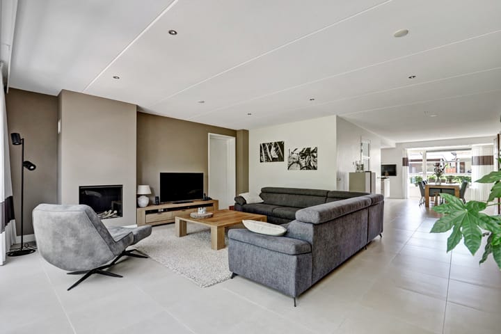 Foto 9 van Reggestraat 3