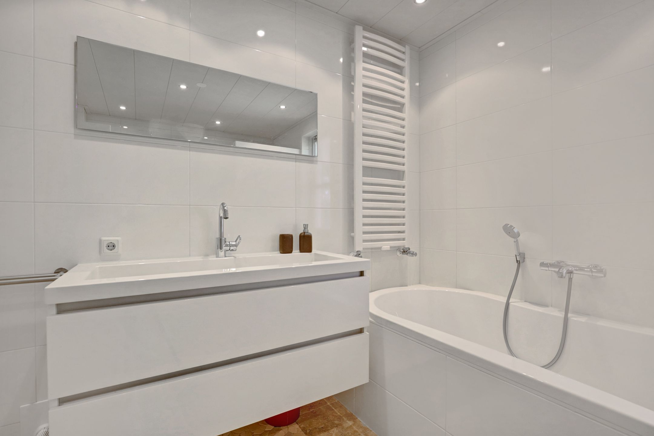 Foto 27 van Reggestraat 3