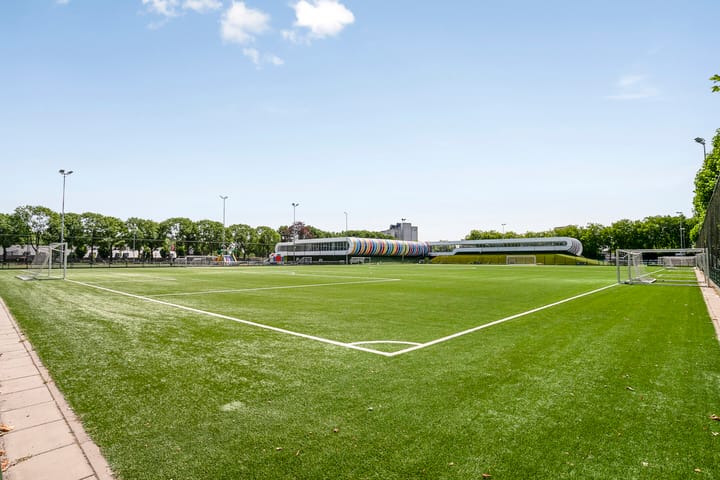 Photo 47 of Zeelsterstraat 83