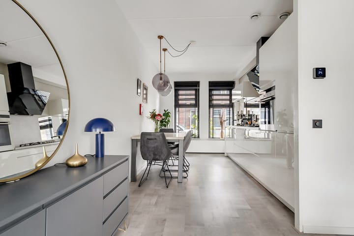 Foto 12 van Nassaustraat 3