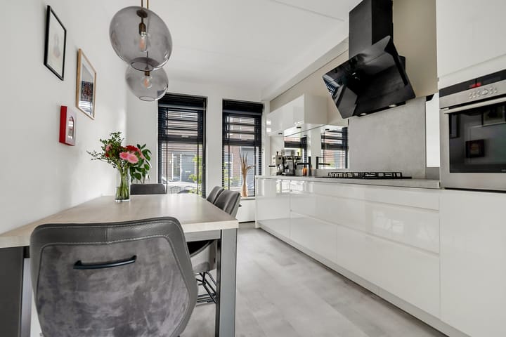 Foto 15 van Nassaustraat 3