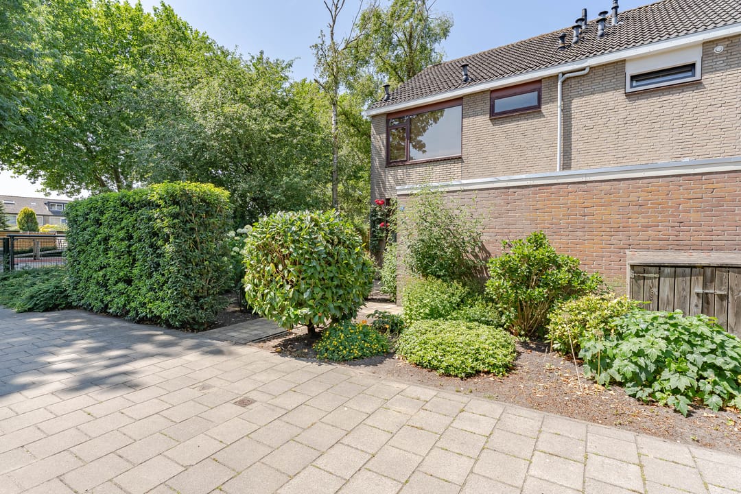 Photo 2 of Mondriaanplantsoen 17