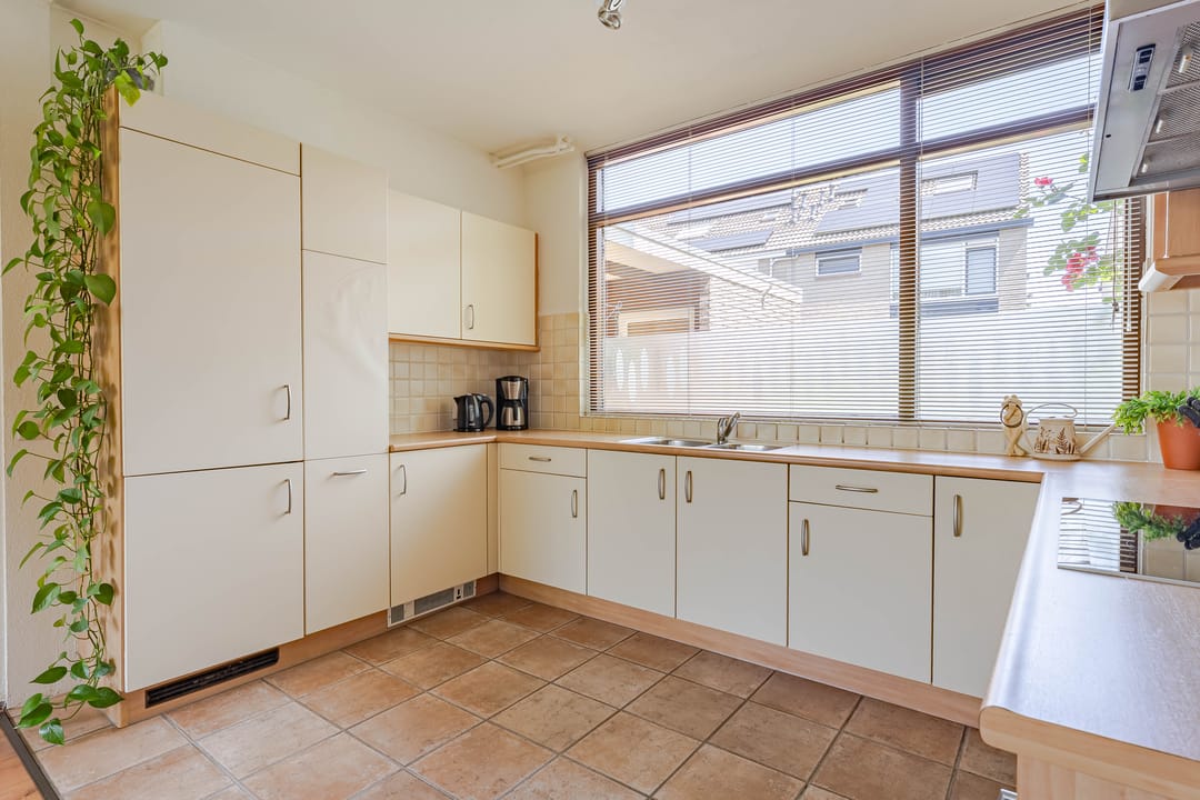 Photo 7 of Mondriaanplantsoen 17