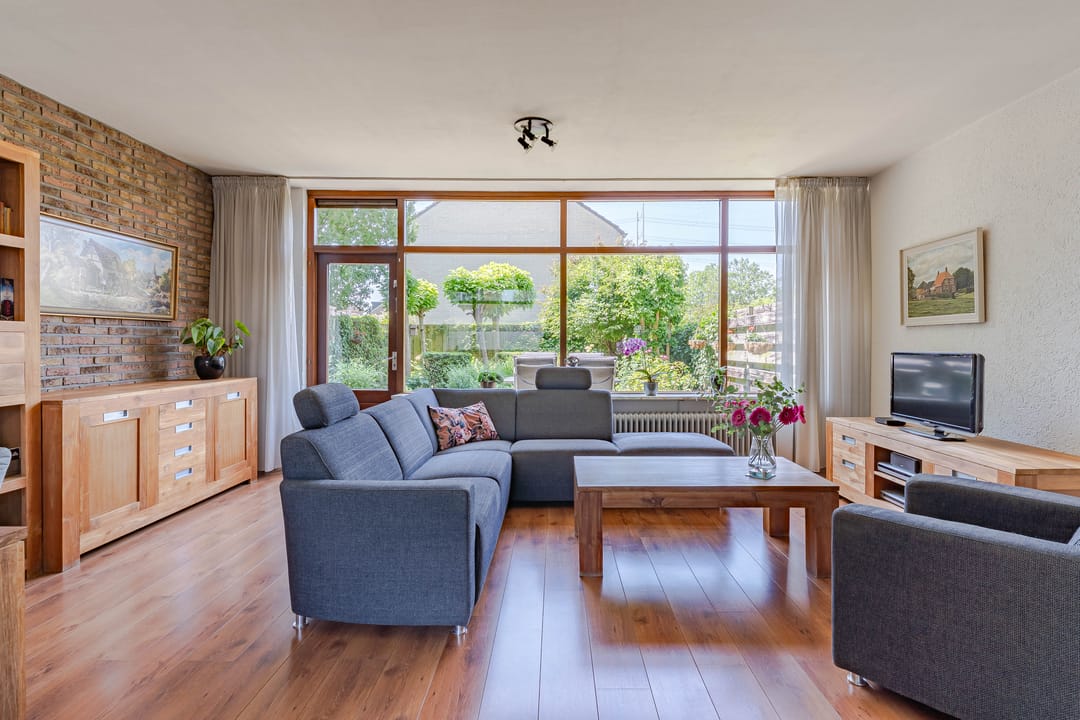 Photo 11 of Mondriaanplantsoen 17