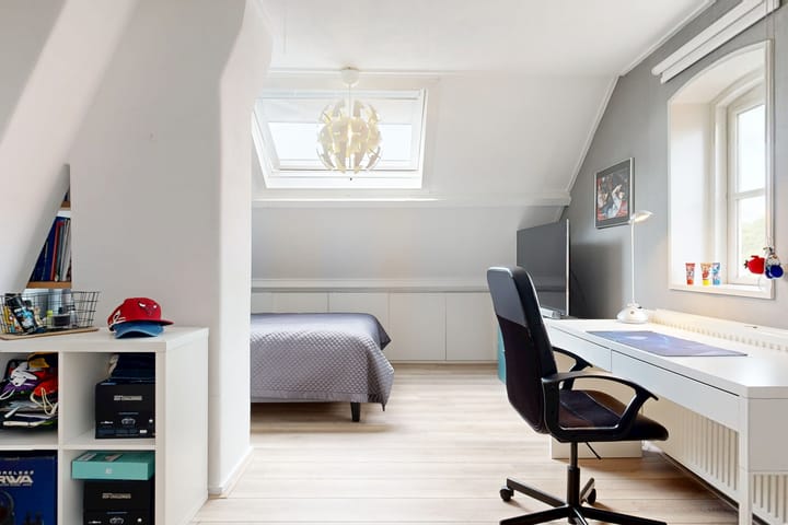 Photo 49 of Europalaan 98