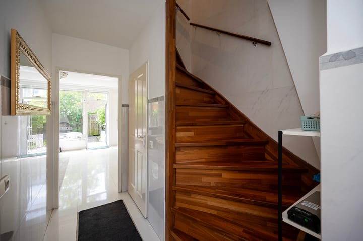 Photo 13 of Burgemeester Van Leeuwenlaan 190