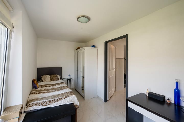 Photo 18 of Burgemeester Van Leeuwenlaan 190