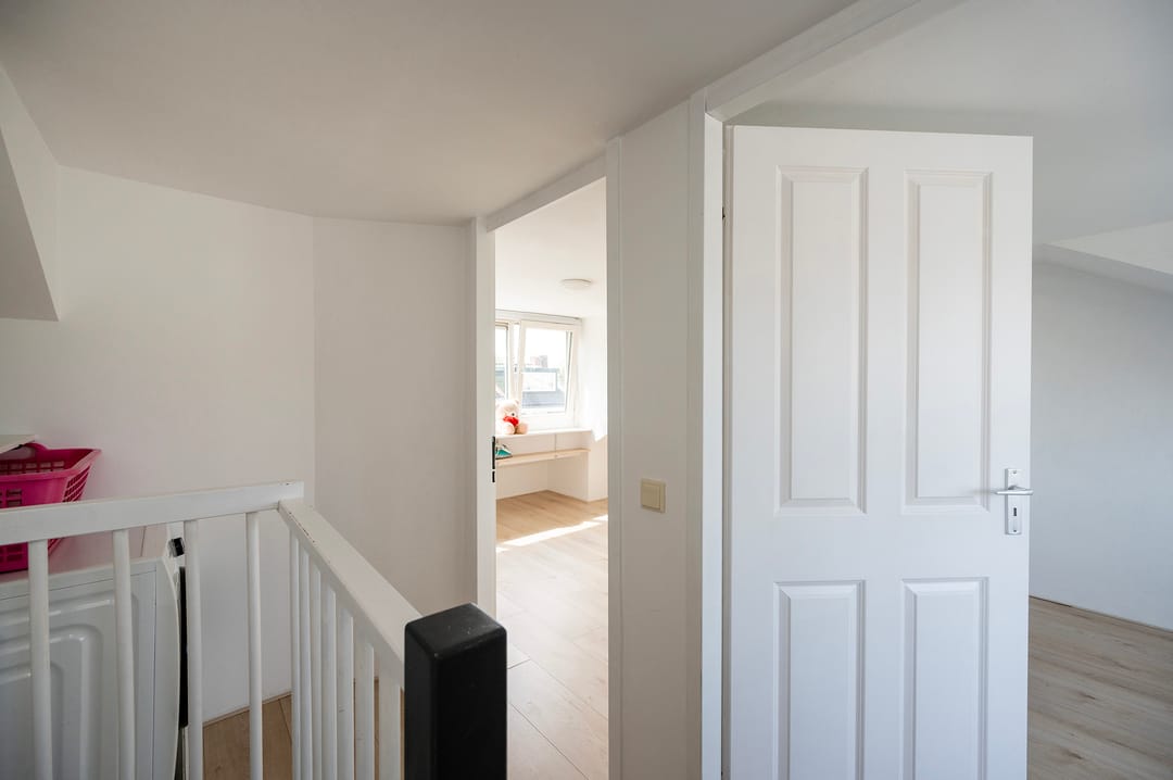 Foto 23 van Burgemeester Van Leeuwenlaan 190