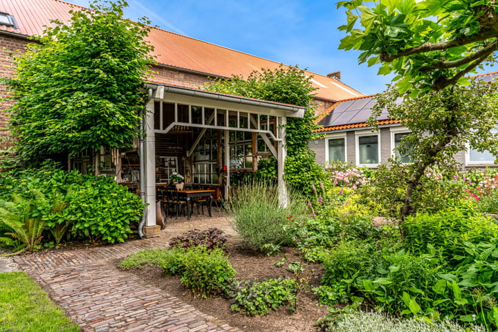 Photo 98 of Europalaan 98