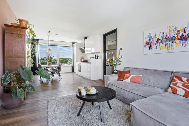 Photo 1 of Zonnebloemstraat 52-C