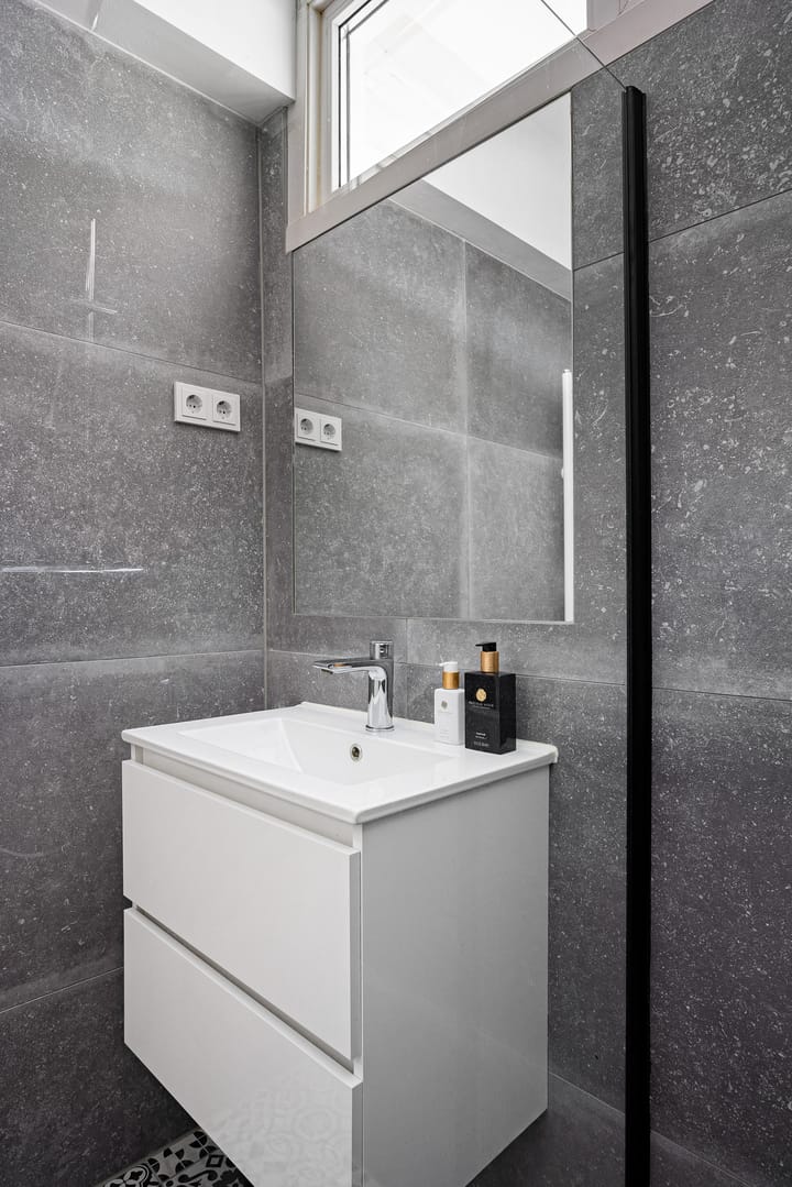 Photo 19 of Zonnebloemstraat 52-C