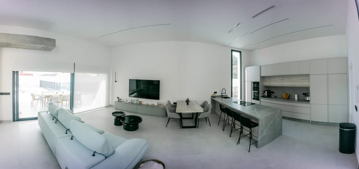 Foto 3 van Avenida Antonio Segado del Olno N92