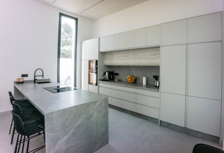 Foto 5 van Avenida Antonio Segado del Olno N92