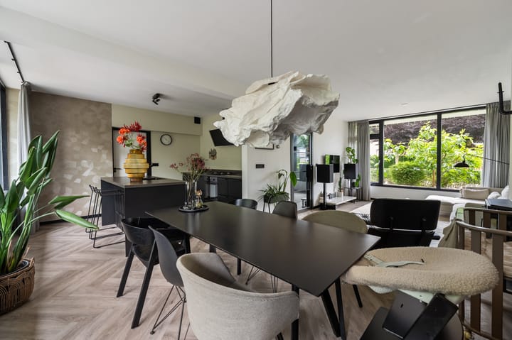 Foto 2 van Kaspischestraat 8