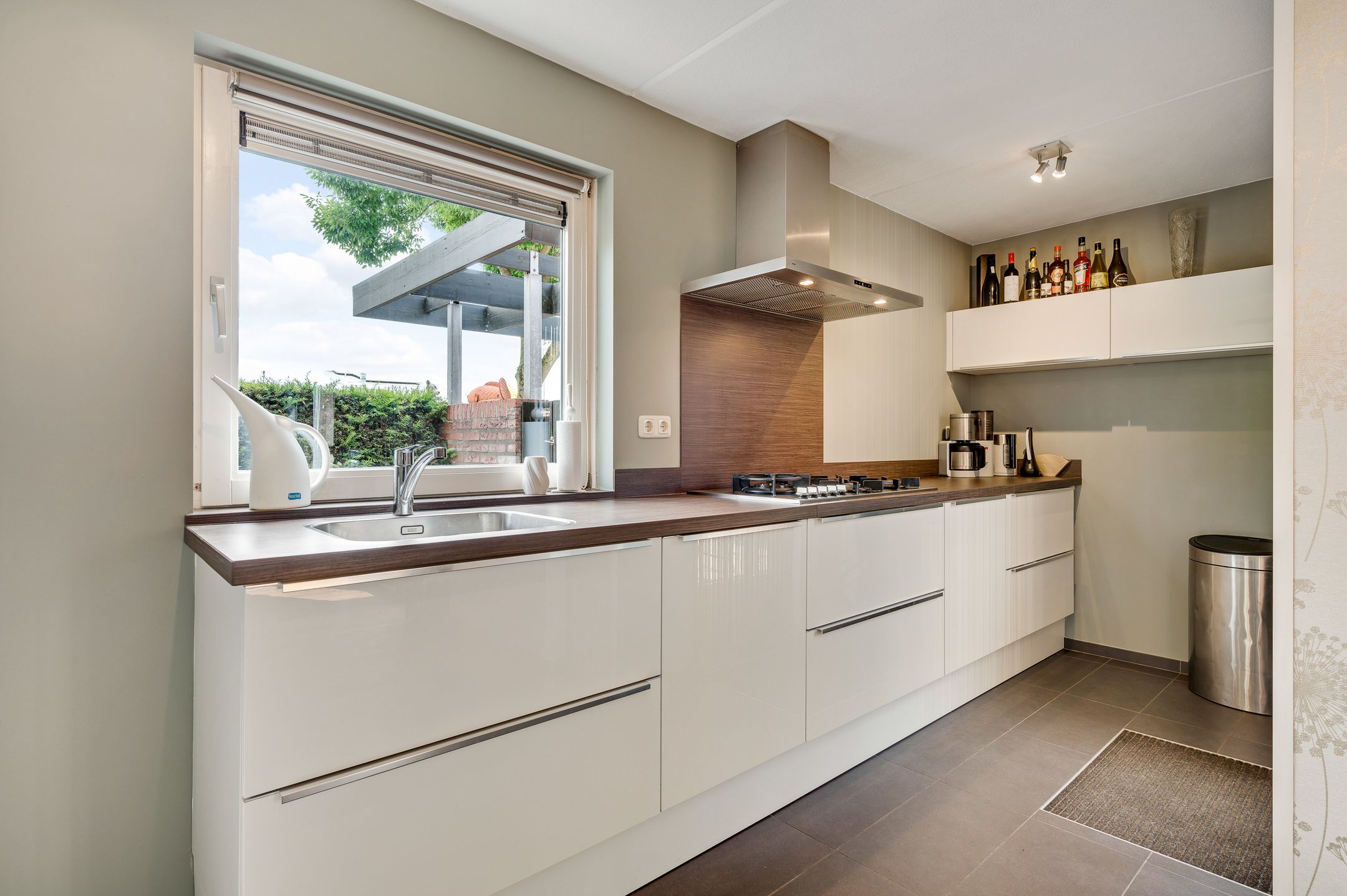 Photo 3 of Overrepenstraat 2