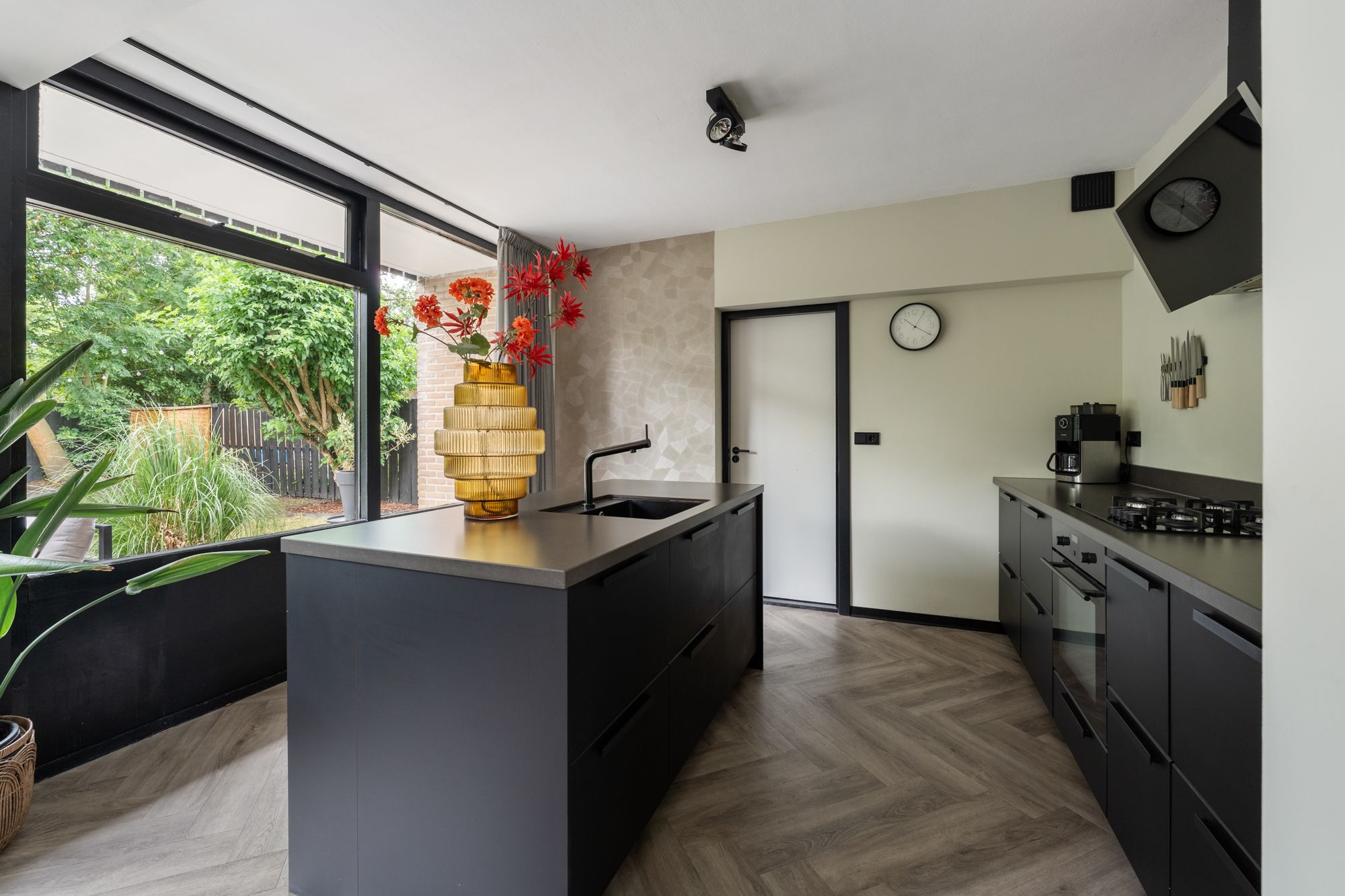 Foto 21 van Kaspischestraat 8